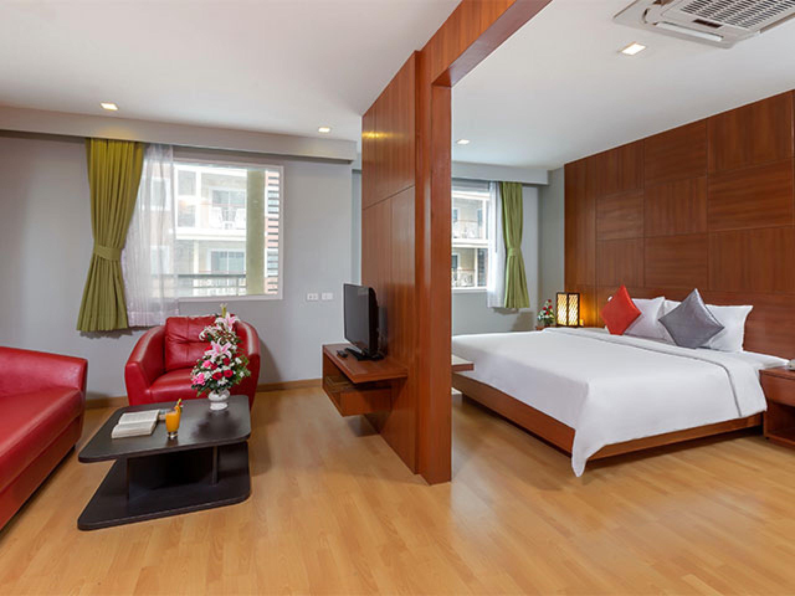 Bauman Residence Phuket Kültér fotó