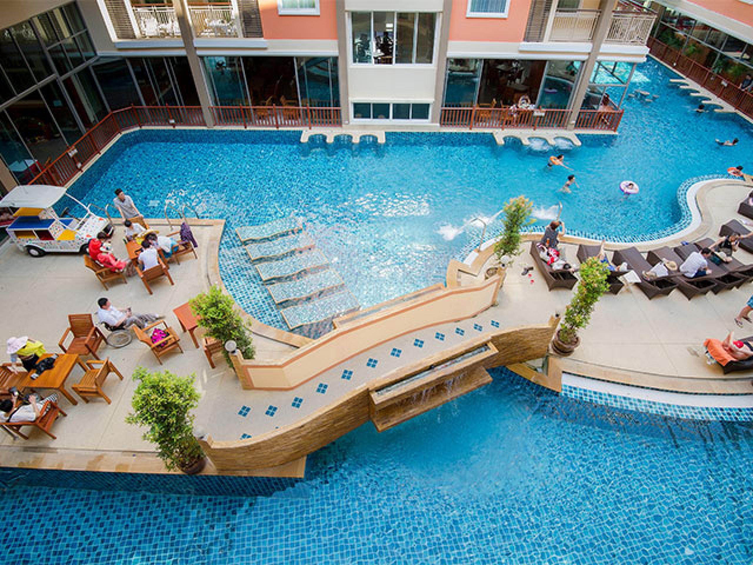 Bauman Residence Phuket Kültér fotó