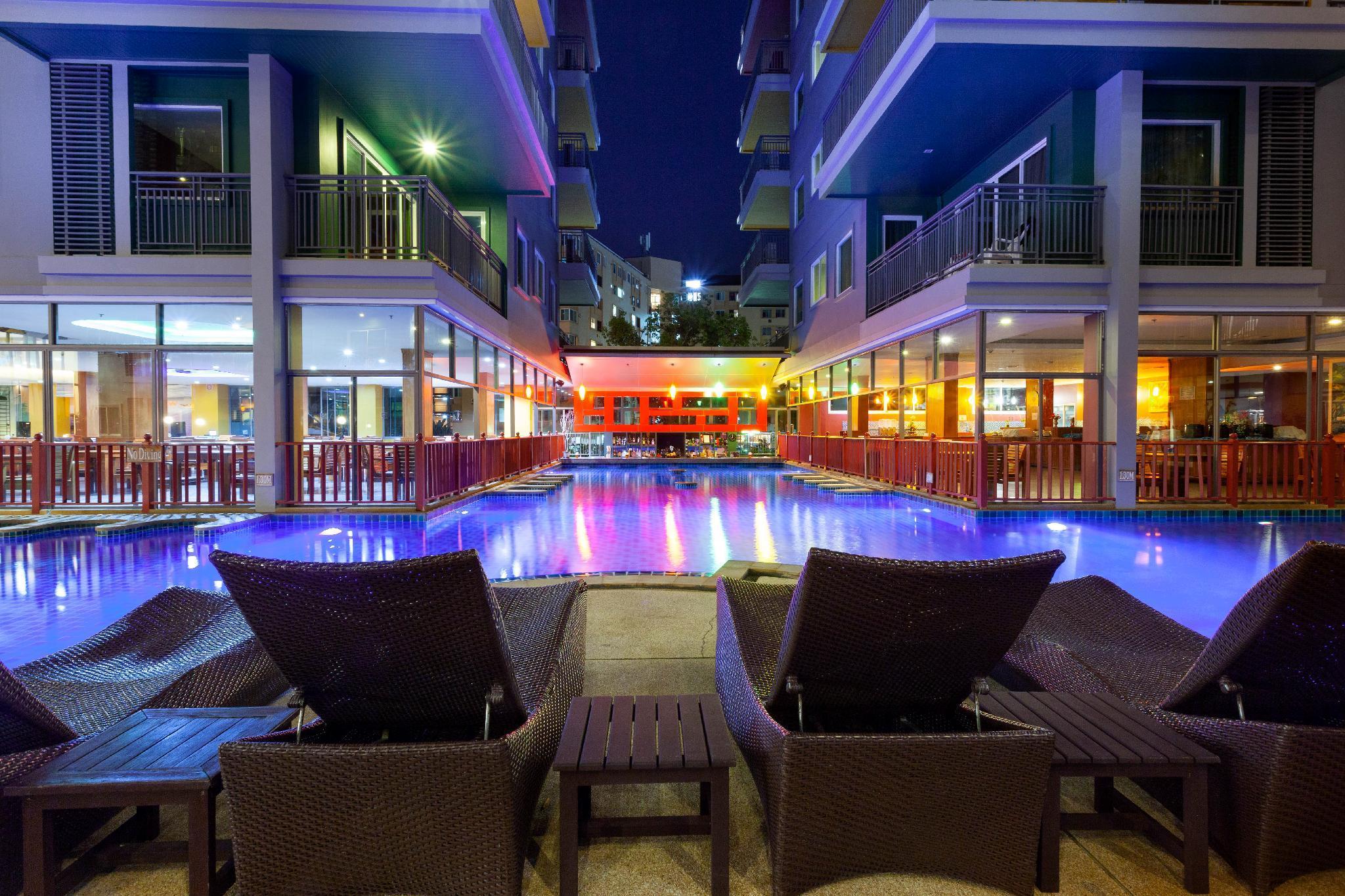 Bauman Residence Phuket Kültér fotó