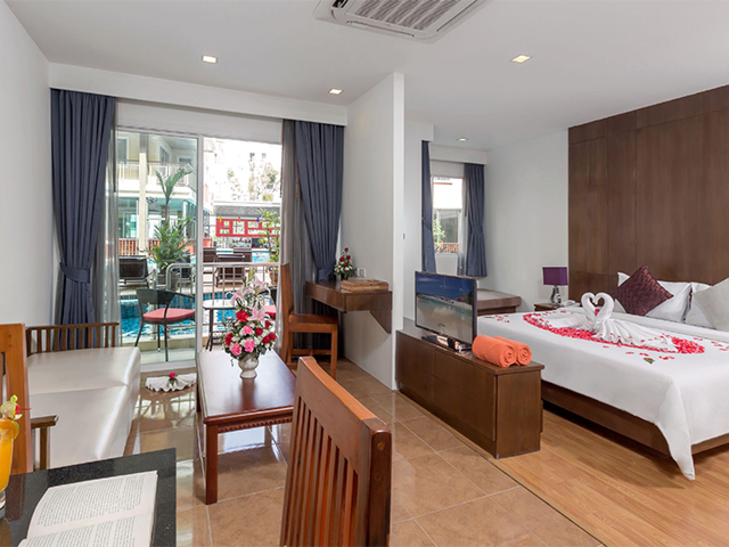 Bauman Residence Phuket Kültér fotó